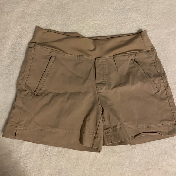High Waist Tan Shorts for Outdoor Comfort - Picture 1 of 4